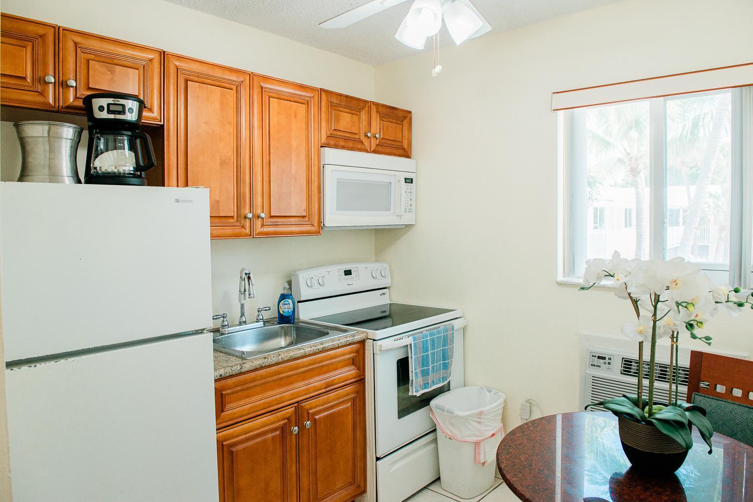 Shore Haven Resort Inn Lauderdale-by-the-Sea Eksteriør bilde